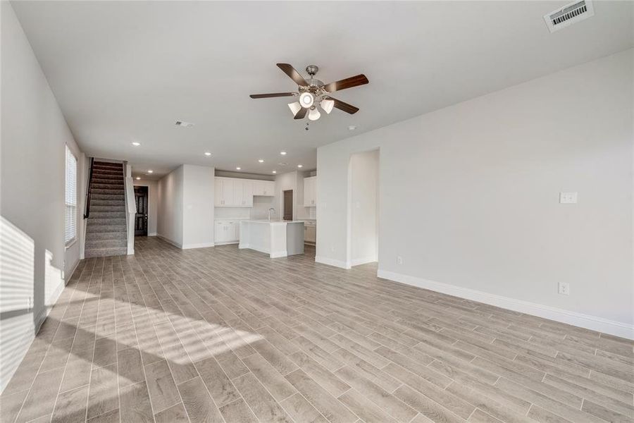 Spacious, unfurnished interior of a new home in Sicily, Princeton (Image 15).