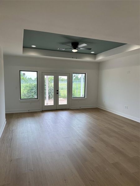 Spacious, unfurnished interior of a new home in , Brookshire (Image 13).