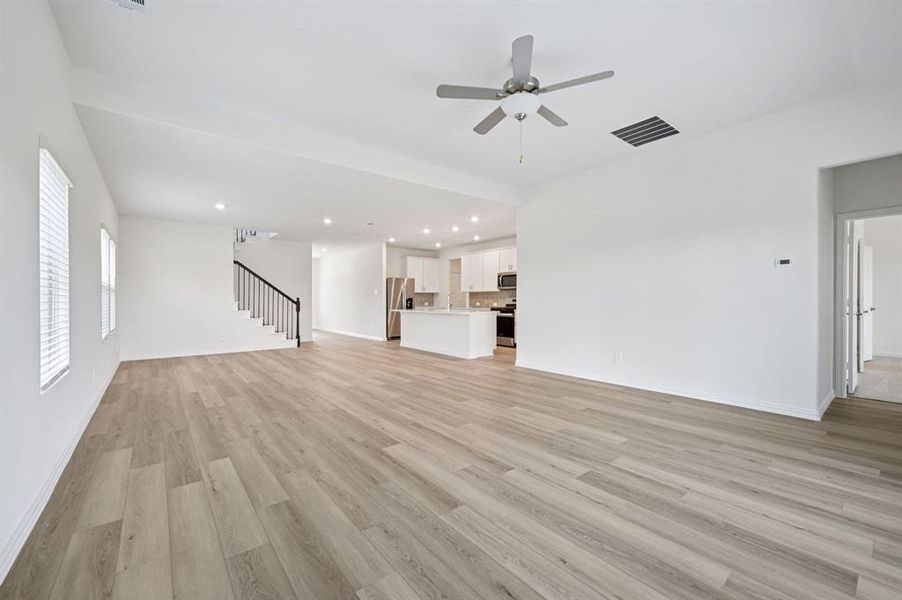 Photo is not of the actual home, but is an inspirational photo of builder’s model home and may depict options, furnishings, and/or decorator features that are not included.