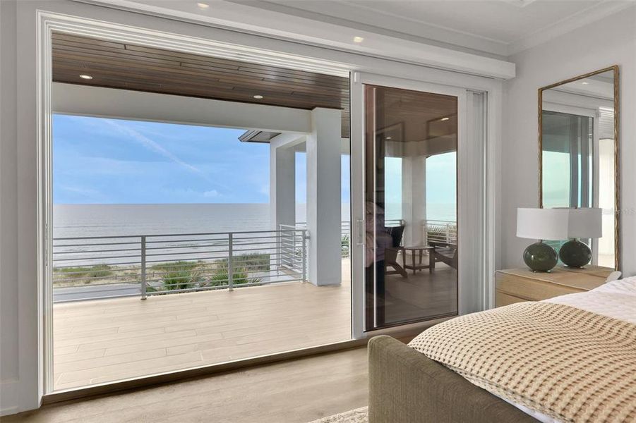 Image 90 of a home in .