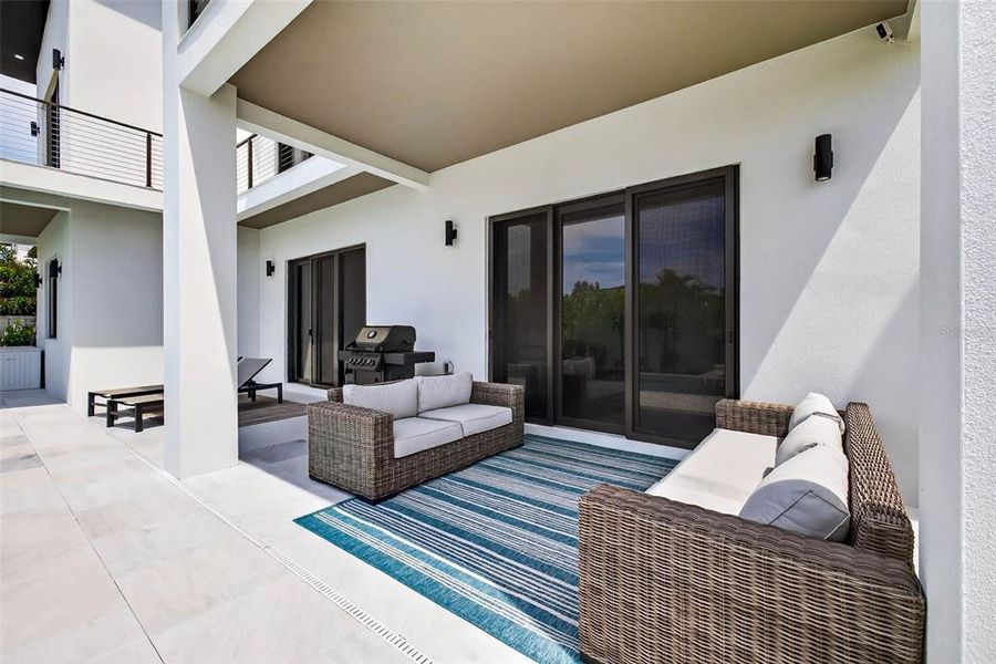 Exterior details and patio area of a home in , Redington Shores (Image 34).