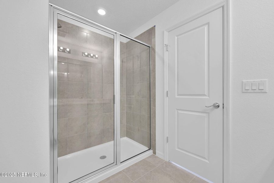 Furnished interior view inside a new home in Wells Landing, Jacksonville (Image 11). Furnished interior view inside a new home in Wells Landing, Jacksonville (Image 11).