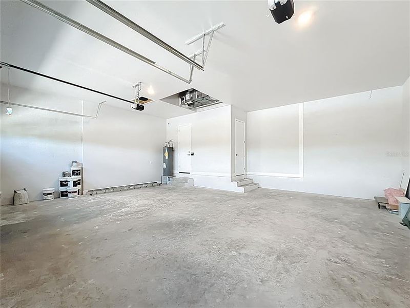 Spacious, unfurnished interior of a new home in , Port Charlotte (Image 60).