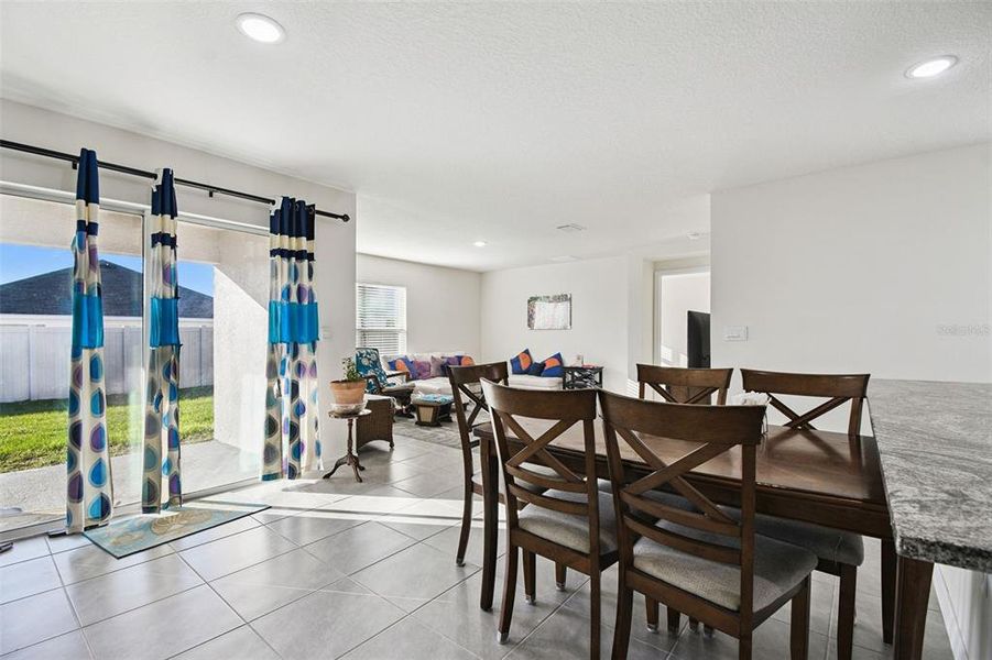 Furnished interior view inside a new home in River Park, Temple Terrace (Image 37).