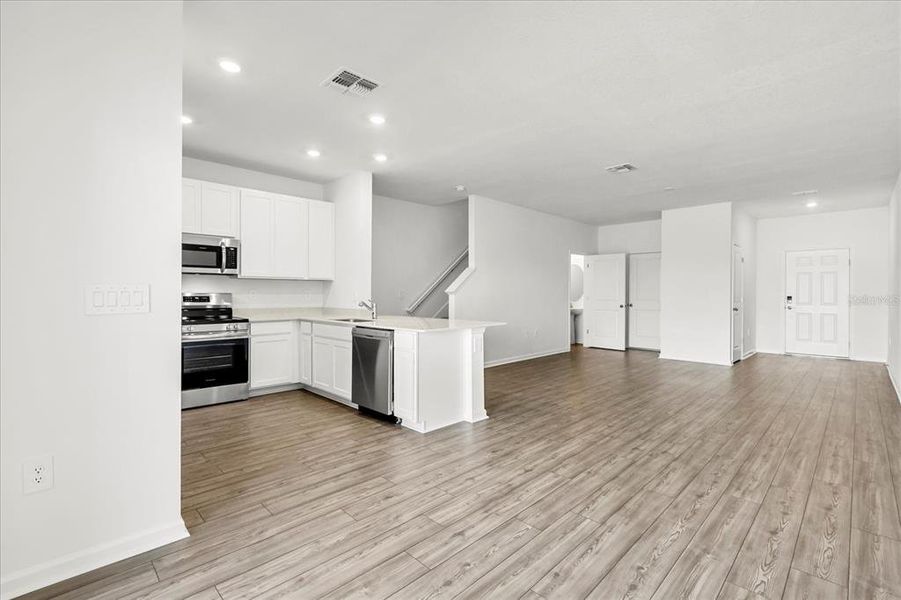 Image 34 of a home in .