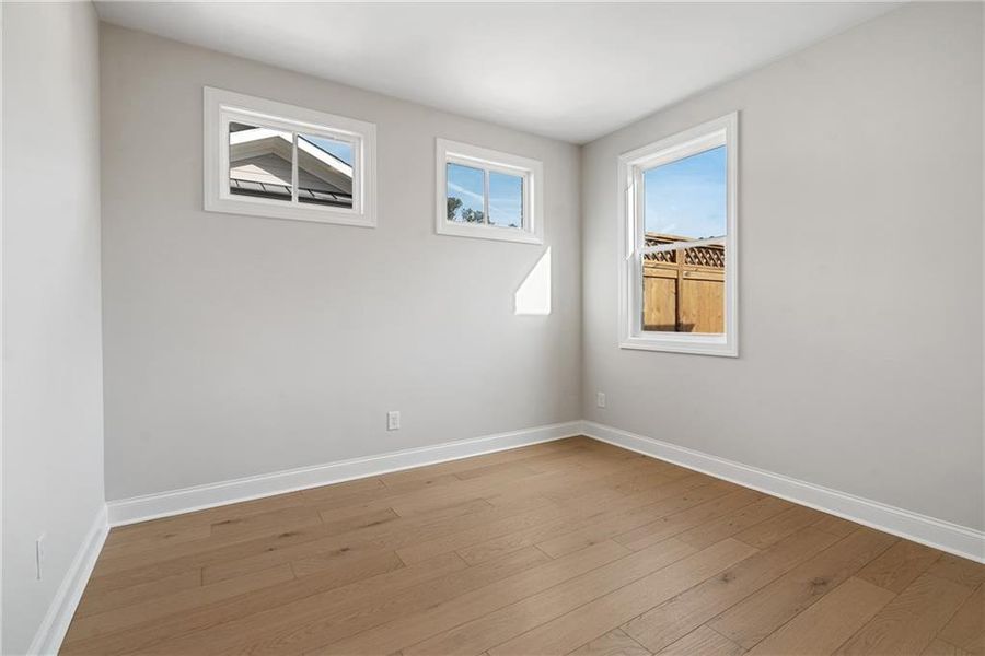 Spacious, unfurnished interior of a new home in Ward's Crossing Townhomes, Johns Creek (Image 25). Spacious, unfurnished interior of a new home in Ward's Crossing Townhomes, Johns Creek (Image 25).