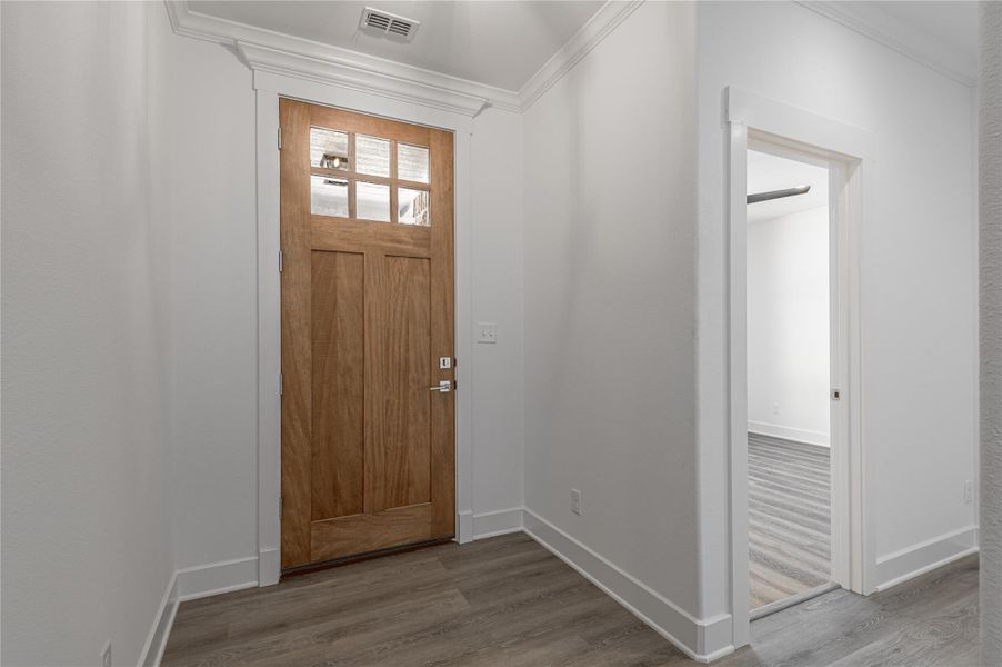 Spacious, unfurnished interior of a new home in , Nacogdoches (Image 37).