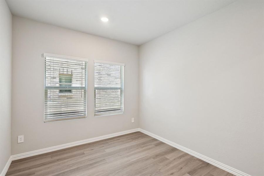 Photo is not of the actual home, but is an inspirational photo of builder’s model home and may depict options, furnishings, and/or decorator features that are not included. Photo is not of the actual home, but is an inspirational photo of builder’s model home and may depict options, furnishings, and/or decorator features that are not included.