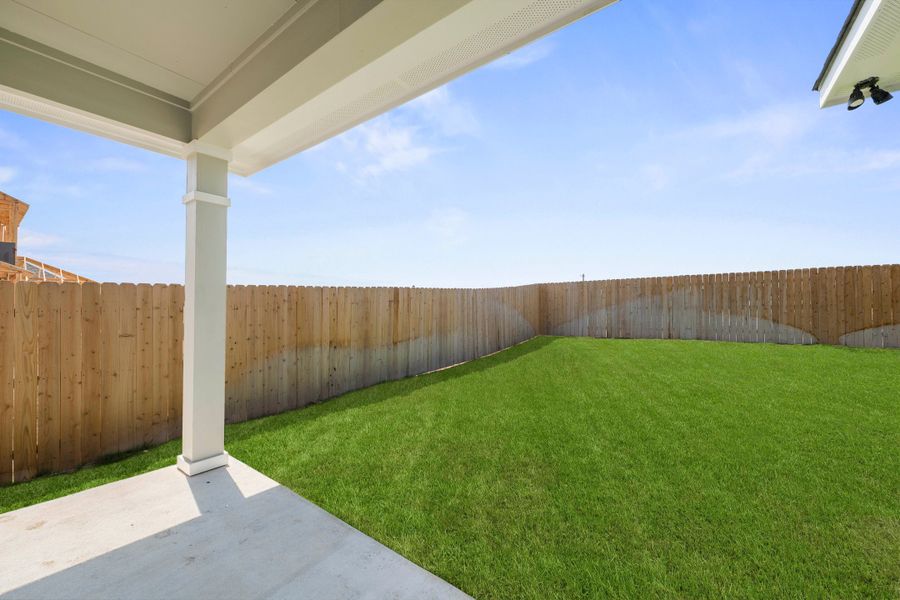Exterior details and patio area of a home in The Reserve at Turnbo Ranch, Killeen (Image 3).