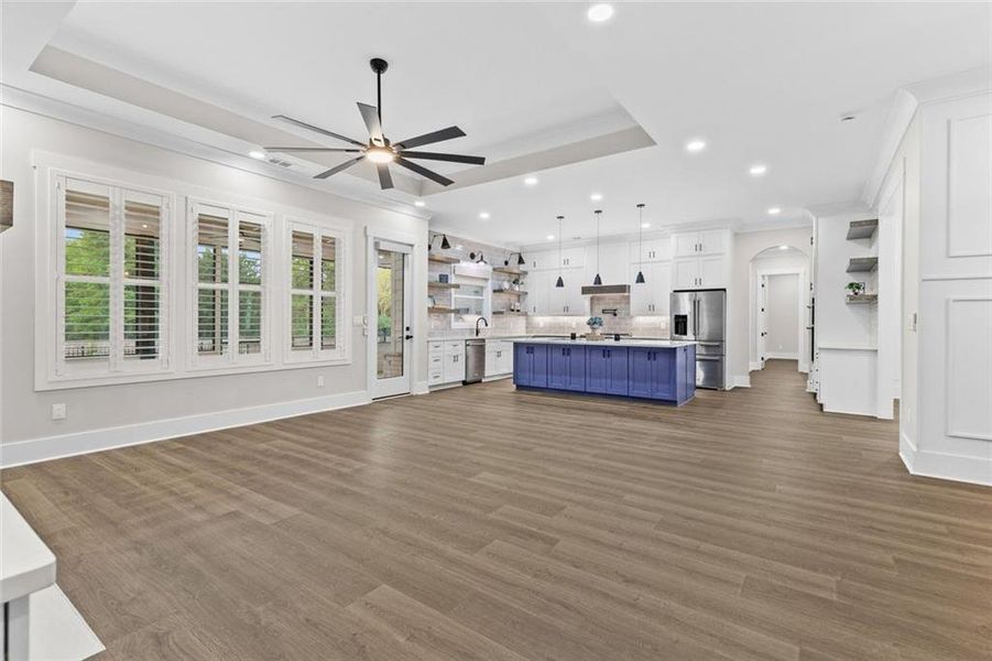 Spacious, unfurnished interior of a new home in , Bethlehem (Image 23).