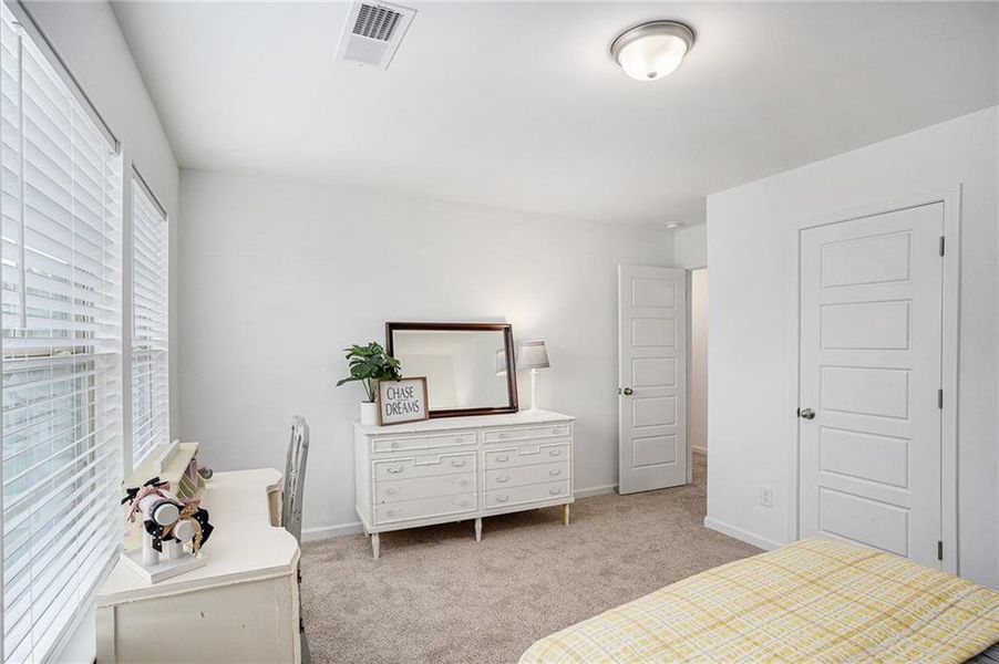 Furnished interior view inside a new home in Vineyard Park, Griffin (Image 16). Furnished interior view inside a new home in Vineyard Park, Griffin (Image 16).