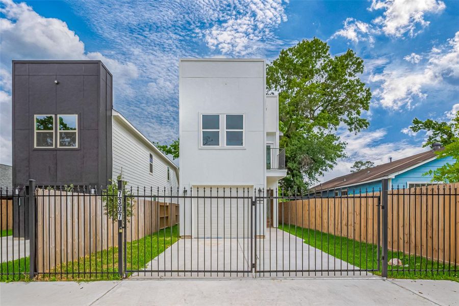 Image 39 of a home in .