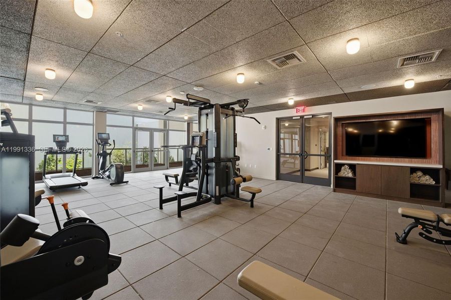 Community amenities in Domus Brickell Park, Miami (Image 26).