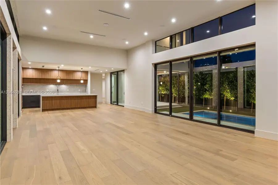 Spacious, unfurnished interior of a new home in , Miami (Image 13).