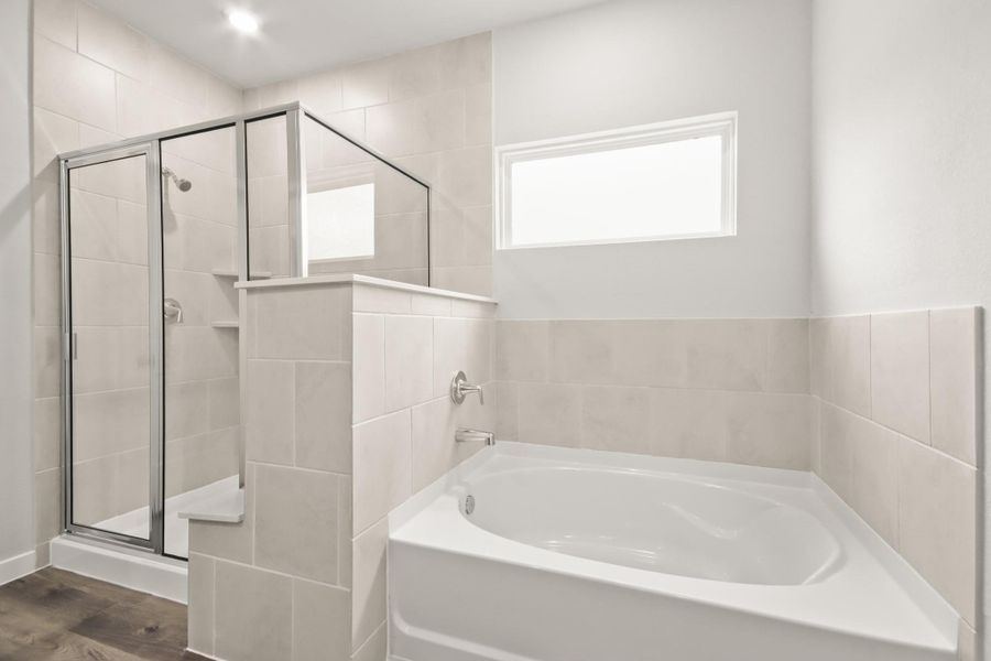 Furnished interior view inside a new home in Oakwood Ranch, Willis (Image 8).