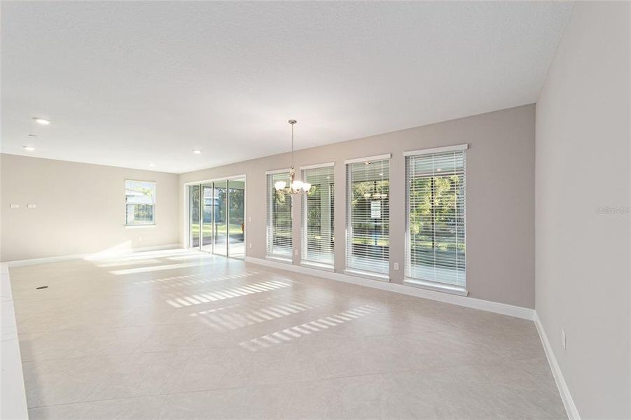 Spacious, unfurnished interior of a new home in , Ocala (Image 35).