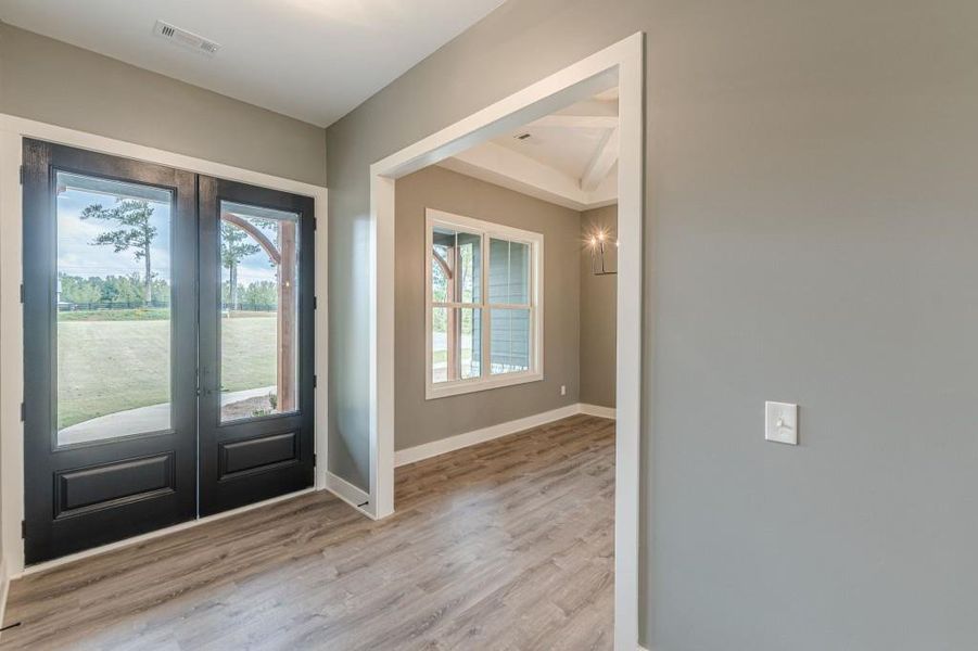 Spacious, unfurnished interior of a new home in , Bremen (Image 36).