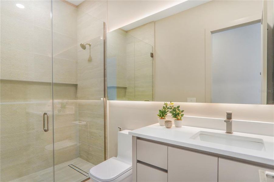 Furnished interior view inside a new home in , Windermere (Image 17).