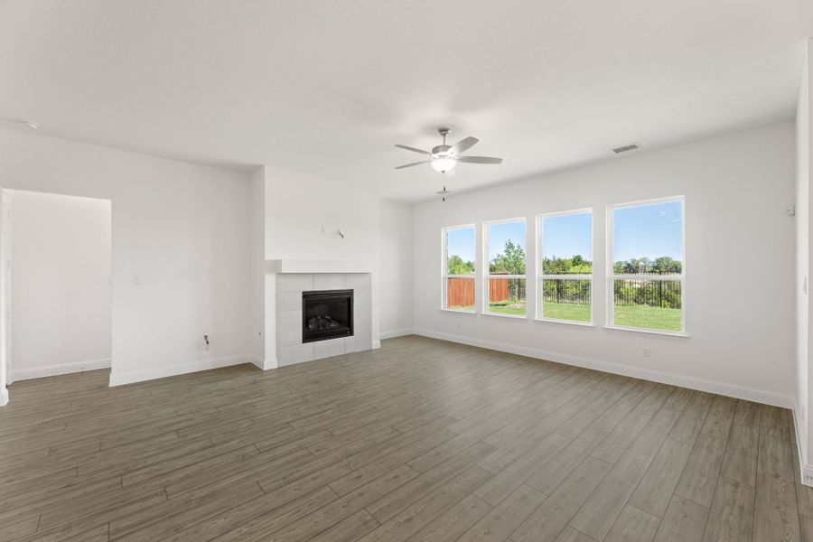 Representative unfurnished interior of a home built from the Burnet by UnionMain Homes in Elevon, Lavon (Image 21). Representative unfurnished interior of a home built from the Burnet by UnionMain Homes in Elevon, Lavon (Image 21).