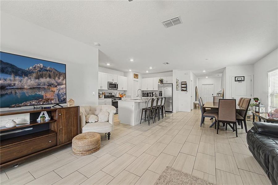 Furnished interior view inside a new home in Two Rivers, Zephyrhills (Image 25).