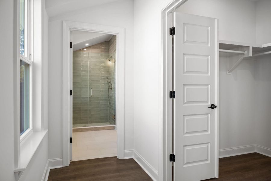 Spacious, unfurnished interior of a new home in , Johns Island (Image 41).