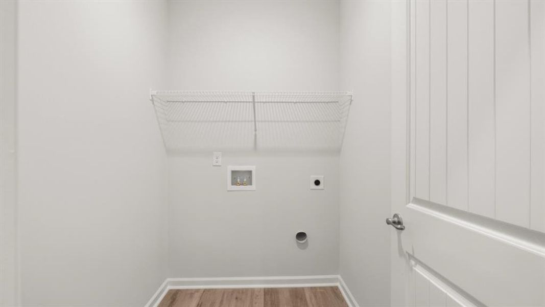 Spacious, unfurnished interior of a new home in Fairway 17 at Mirror Lake, Villa Rica (Image 38). Spacious, unfurnished interior of a new home in Fairway 17 at Mirror Lake, Villa Rica (Image 38).