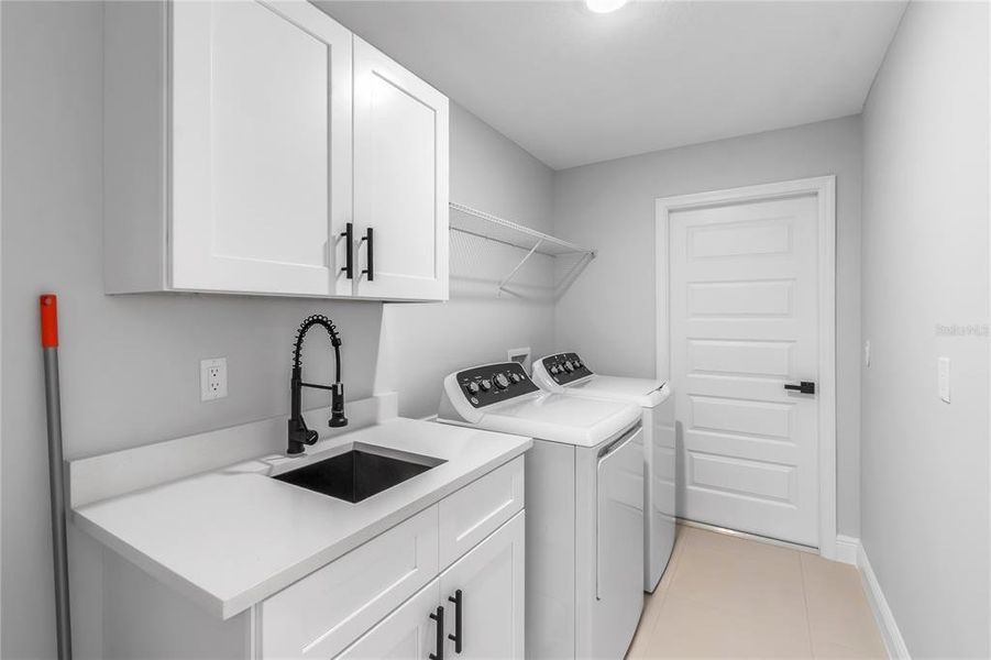 Furnished interior view inside a new home in , Belleview (Image 13). Furnished interior view inside a new home in , Belleview (Image 13).