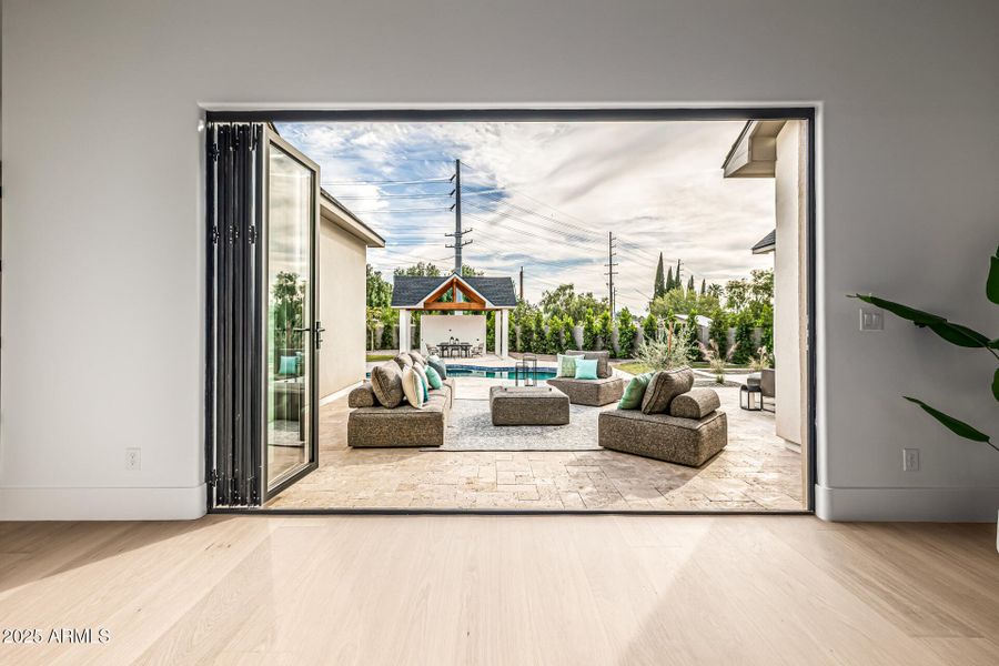 21 - Del Paisano Calle 21 - Del Paisano Calle