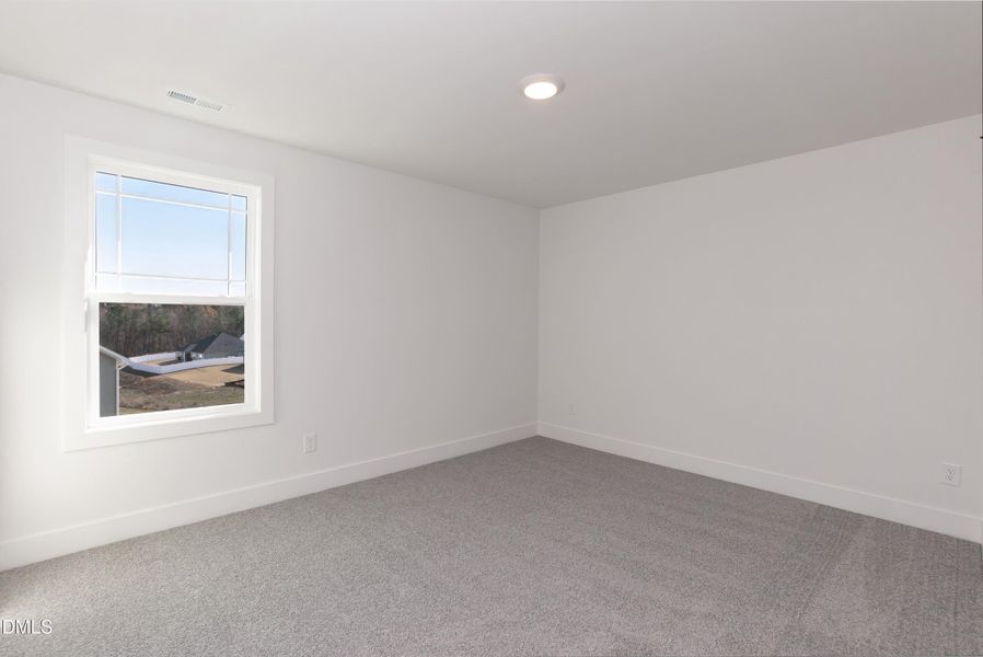 Bedroom 04 Bedroom 04