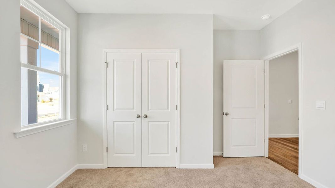 Spacious, unfurnished interior of a new home in Grayson Park, Leland (Image 24).