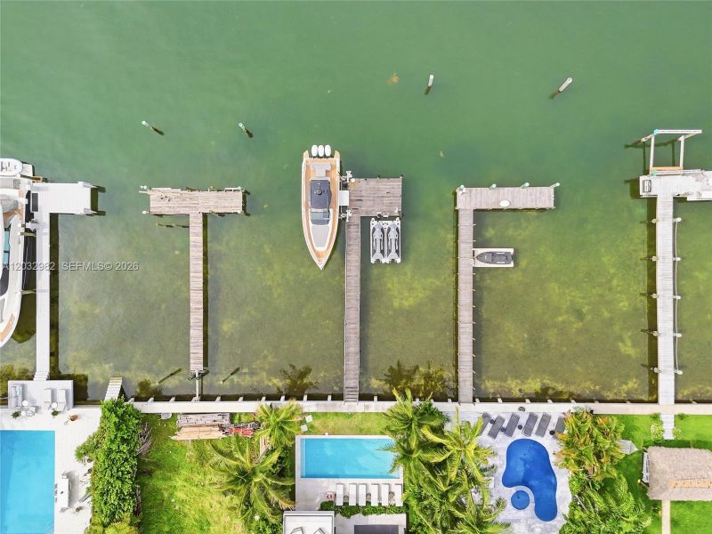 Community amenities in , Miami Beach (Image 45). Community amenities in , Miami Beach (Image 45).