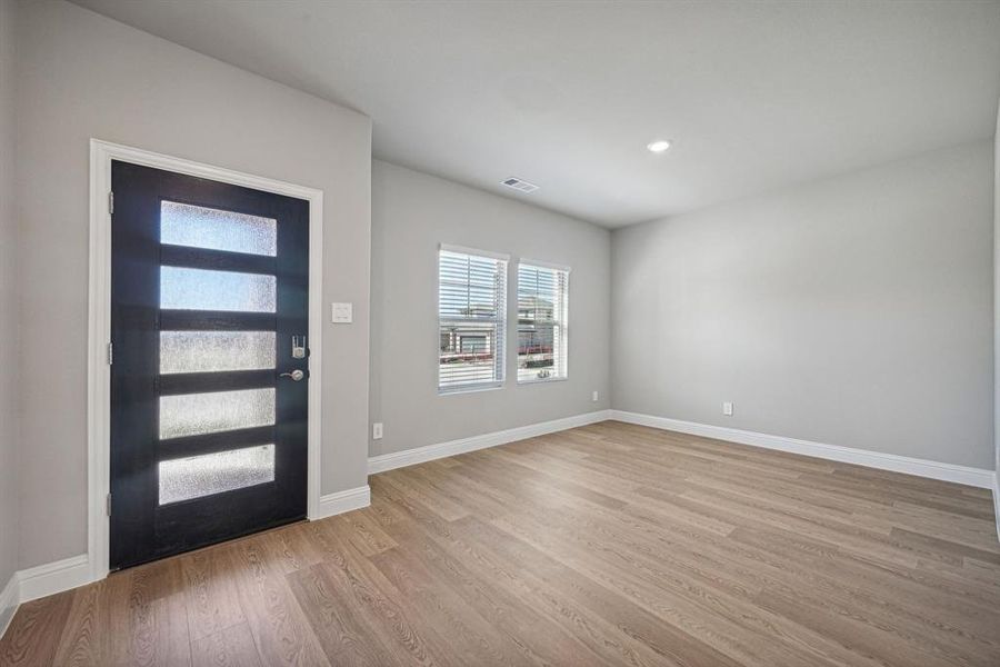 Photo is not of the actual home, but is an inspirational photo of builder’s model home and may depict options, furnishings, and/or decorator features that are not included.