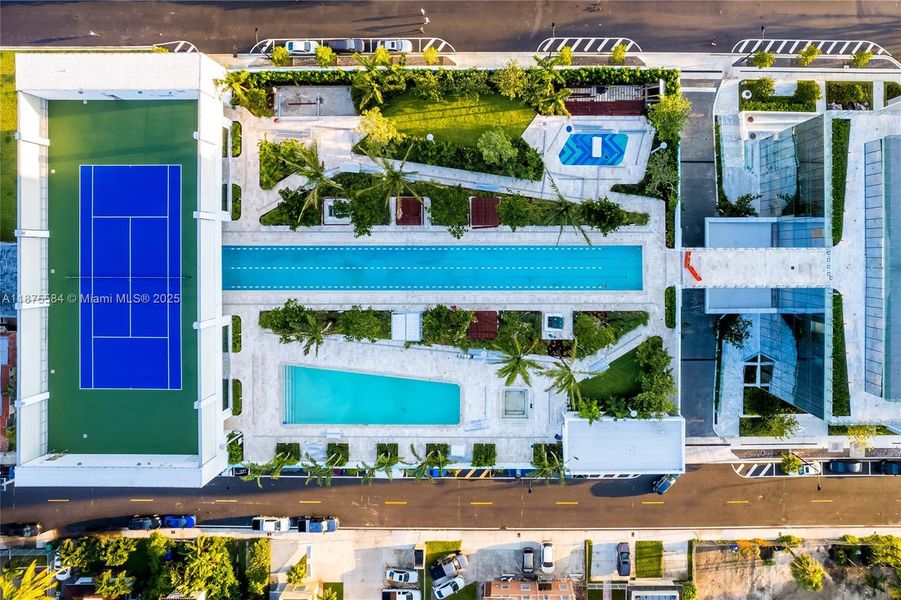 Image 22 of a home in .