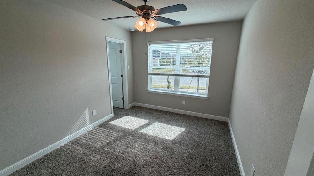 Spacious, unfurnished interior of a new home in Shannon Creek, Burleson (Image 13).