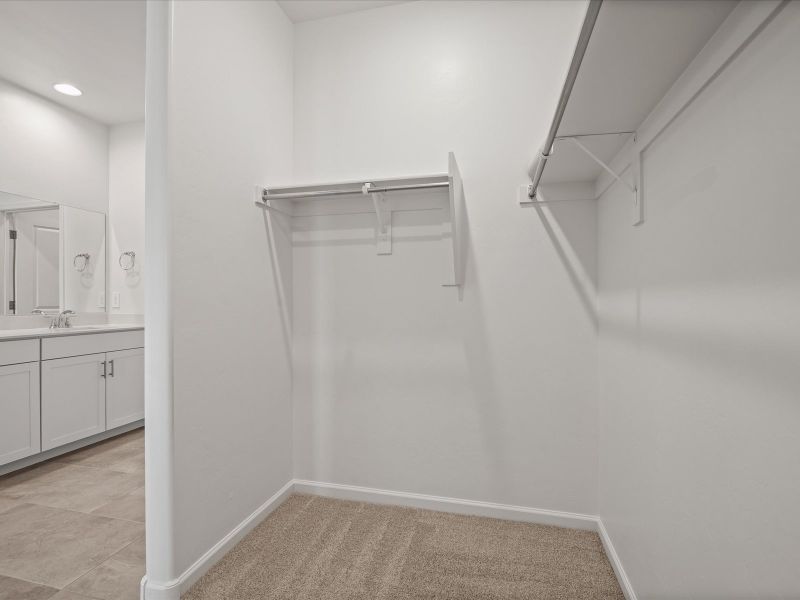 Spacious, unfurnished interior of a new home in Rincon Crest at Rocking K, Tucson (Image 14).