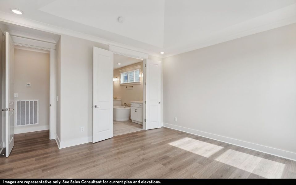 Spacious, unfurnished interior of a new home in Aden Woods, Nashville (Image 26).