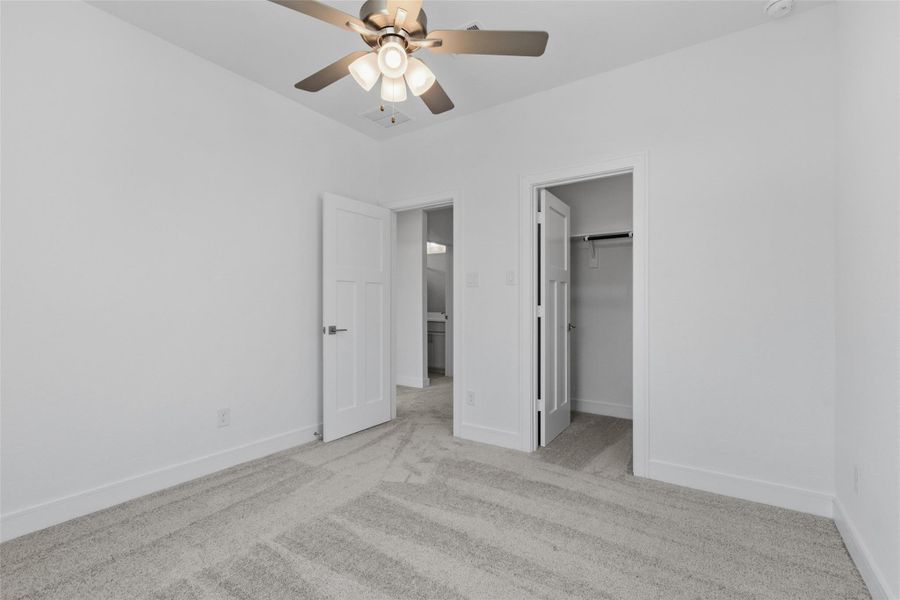 Spacious, unfurnished interior of a new home in Bridgeland Central, Cypress (Image 19). Spacious, unfurnished interior of a new home in Bridgeland Central, Cypress (Image 19).