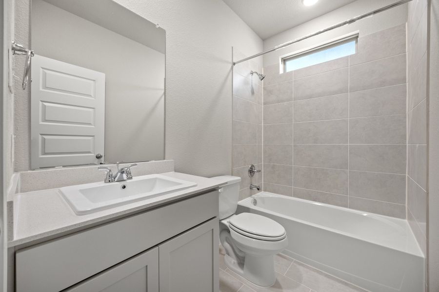 Furnished interior view inside a new home in Trinity Ranch, Elgin (Image 13).