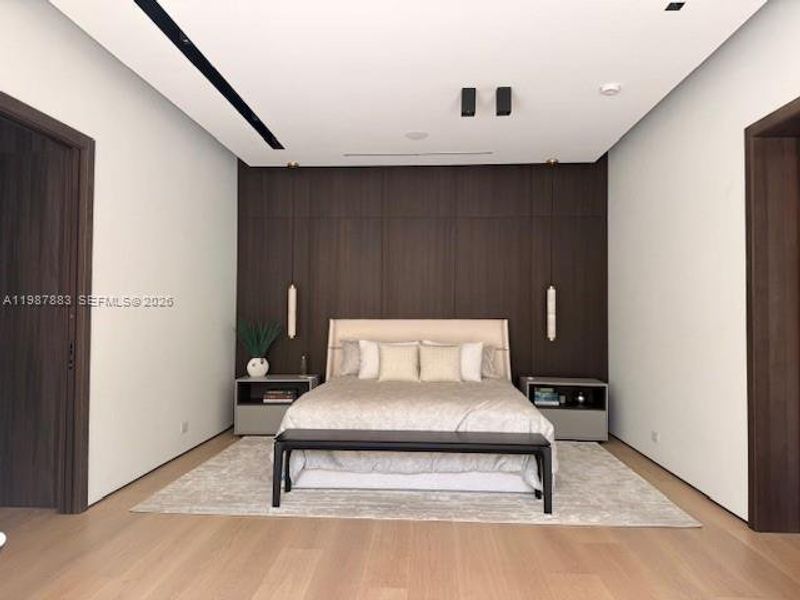 Furnished interior view inside a new home in , Pinecrest (Image 3).