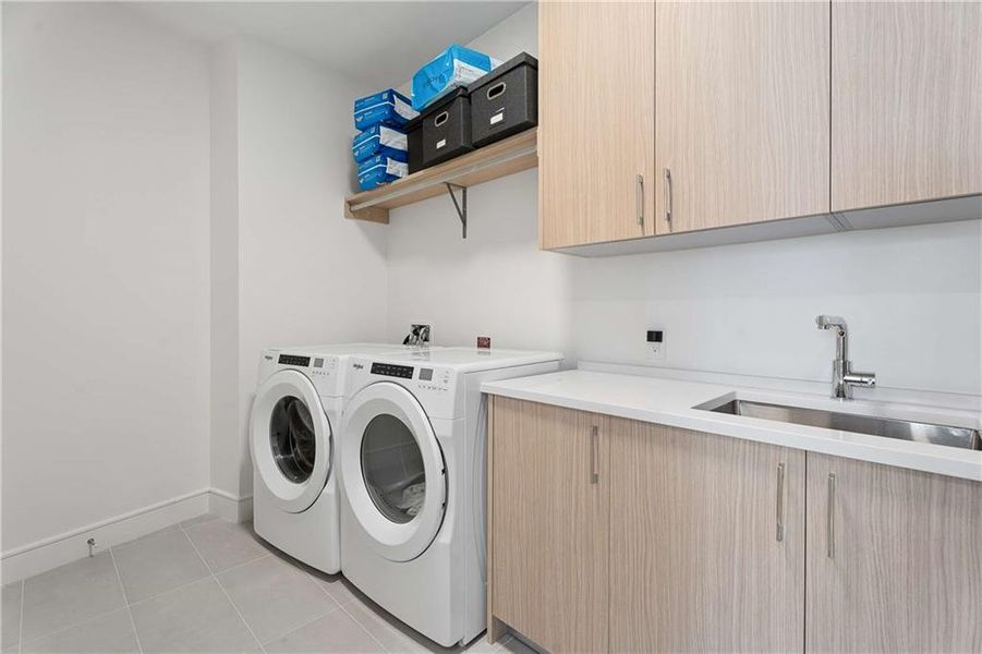 Furnished interior view inside a new home in , Atlanta (Image 32).
