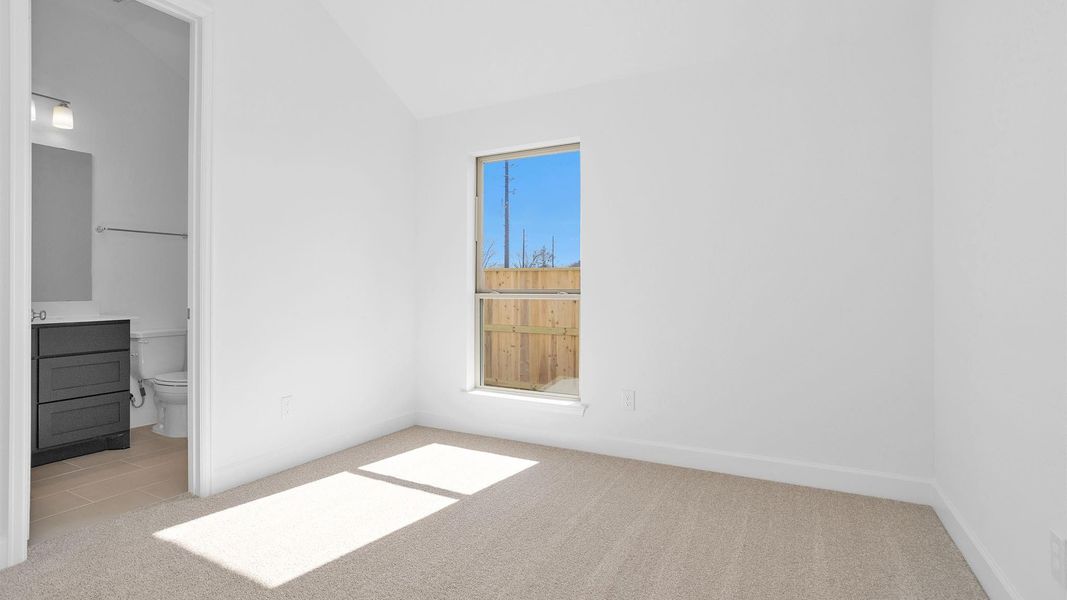 Spacious, unfurnished interior of a new home in Meridiana, Manvel (Image 10).