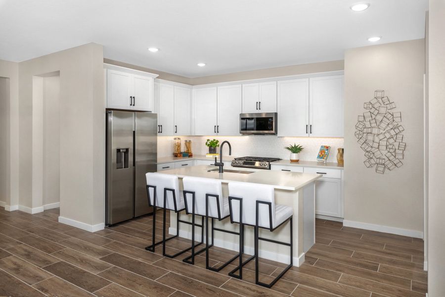 Kitchen | Perrine | Valencia at Citrus Park | New Homes in Goodyear, AZ | Landsea Homes