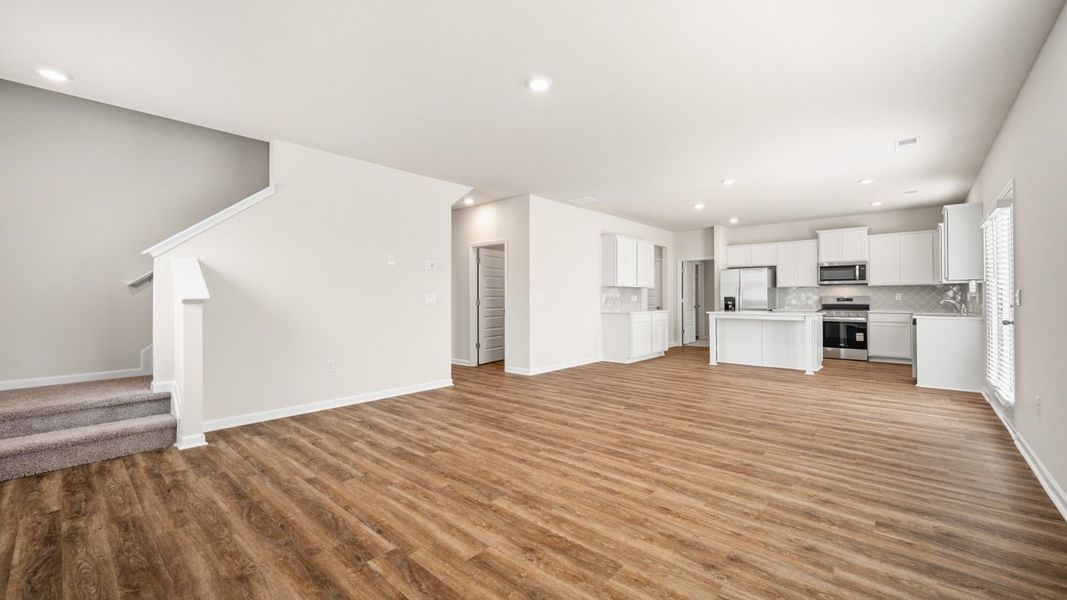 Spacious, unfurnished interior of a new home in Brooks Station, Dacula (Image 18).