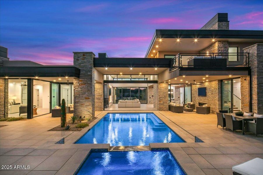 098-Spa & Pool 098-Spa & Pool