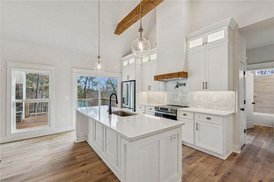 Furnished interior view inside a new home in , Dahlonega (Image 5).