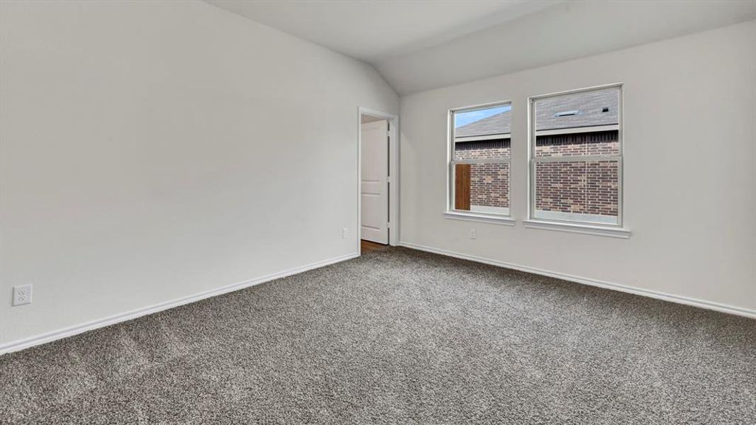 Spacious, unfurnished interior of a new home in Riverfield, Josephine (Image 15).