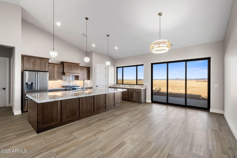 28-Kitchen and Dining