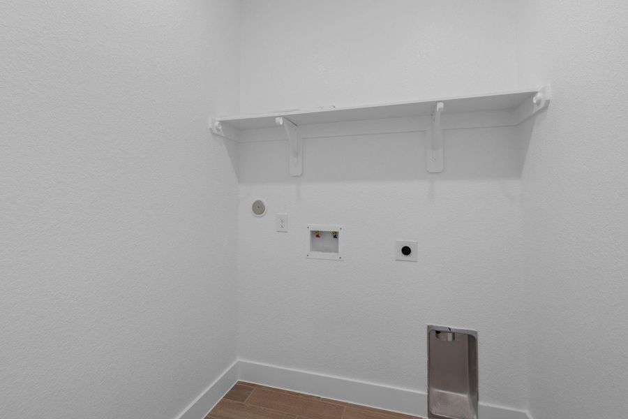 Spacious, unfurnished interior of a new home in Bridgeland, Cypress (Image 21).