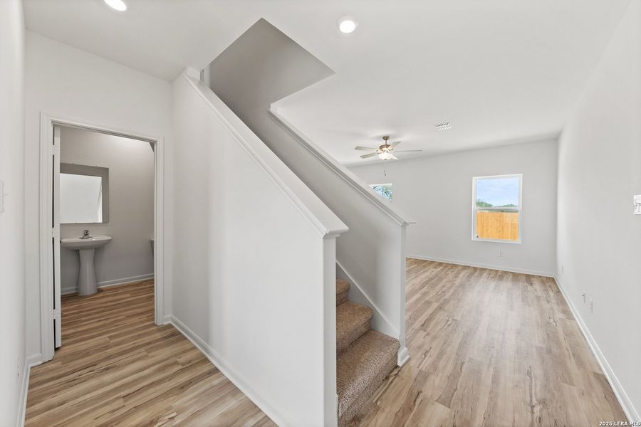 Spacious, unfurnished interior of a new home in , San Antonio (Image 16).