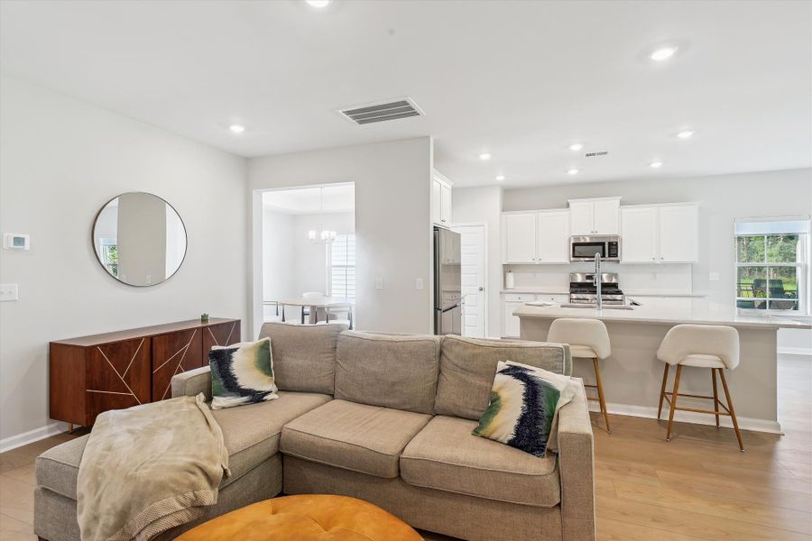 Furnished interior view inside a new home in Saint John's Lake: Arbor Collection, Johns Island (Image 48).